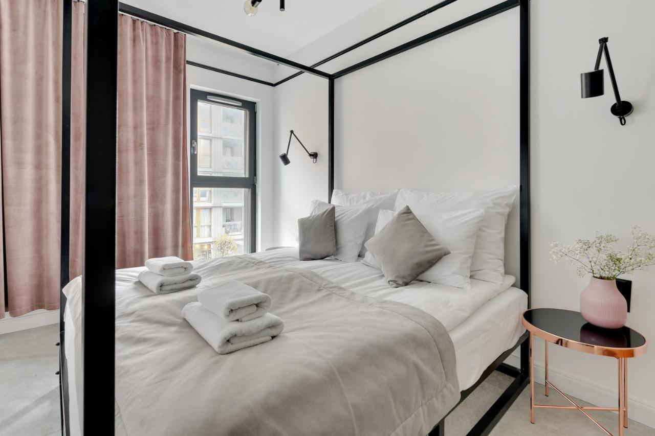 Aura III Apartments & Free Parking By Downtown Apartments Gdańsk Exteriör bild