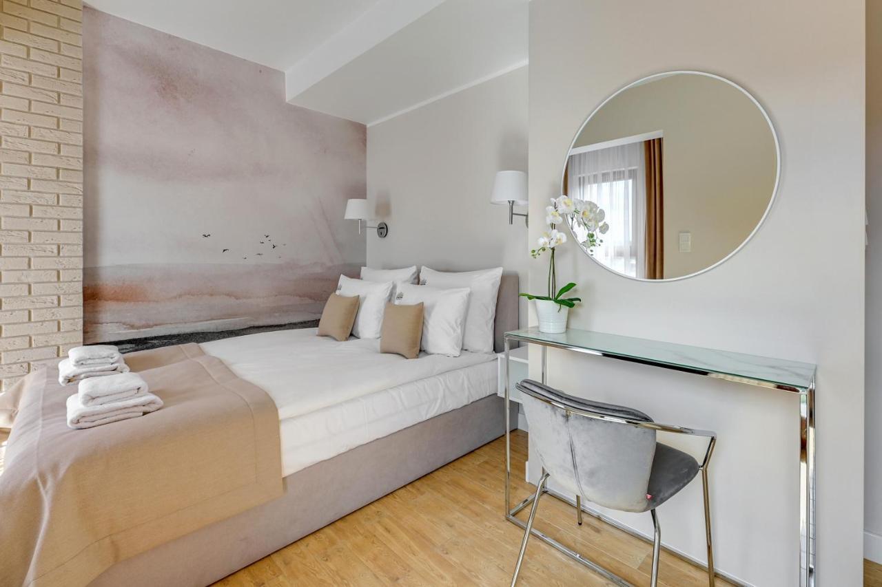 Aura III Apartments & Free Parking By Downtown Apartments Gdańsk Exteriör bild