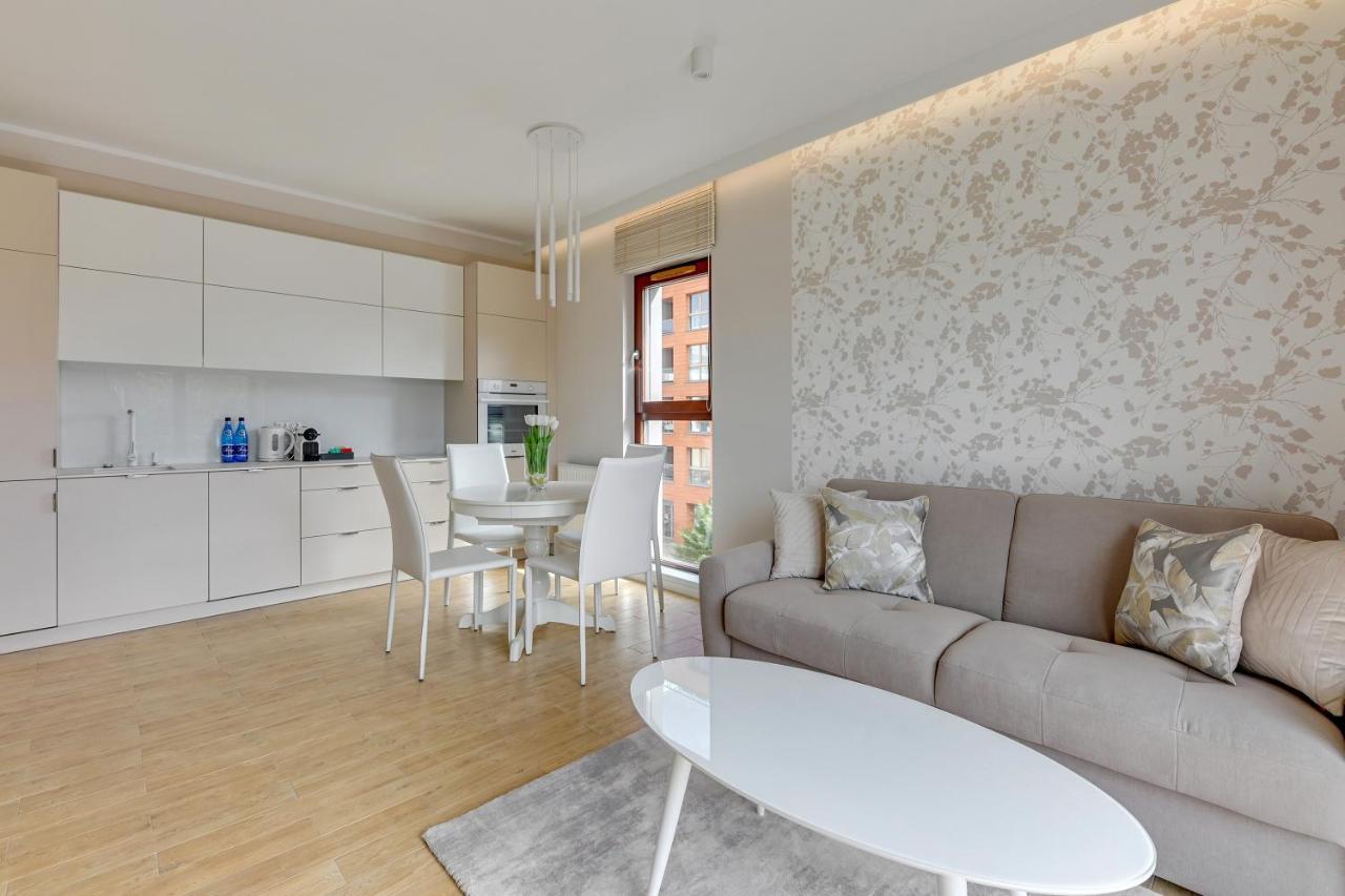 Aura III Apartments & Free Parking By Downtown Apartments Gdańsk Exteriör bild